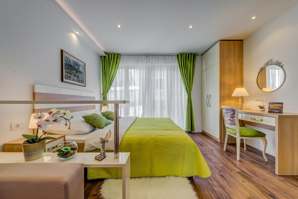 Room&Studio Apartment Just Enjoy Split Exterior foto