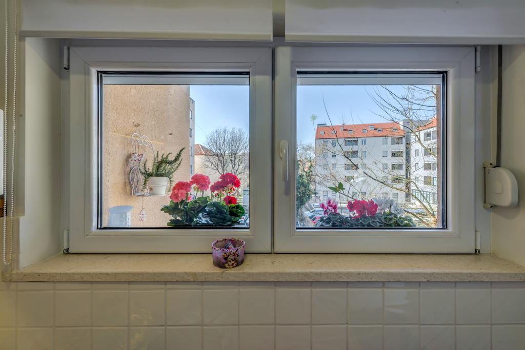 Room&Studio Apartment Just Enjoy Split Exterior foto
